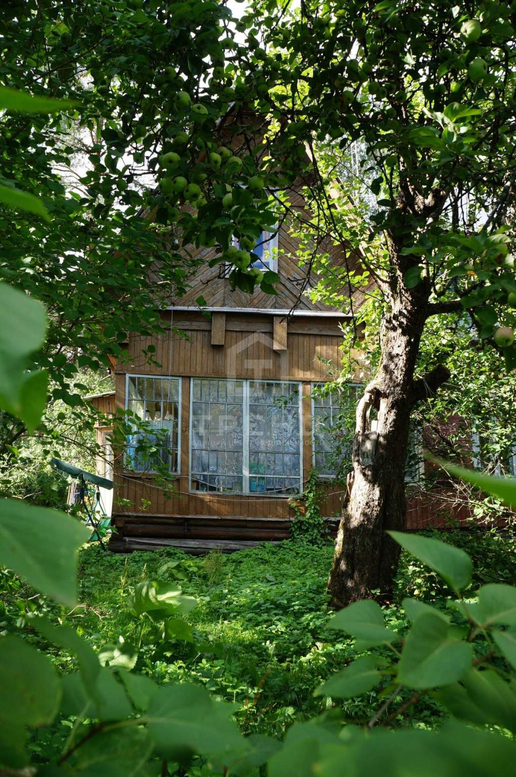 Продам земельный участок 2312 м.кв.