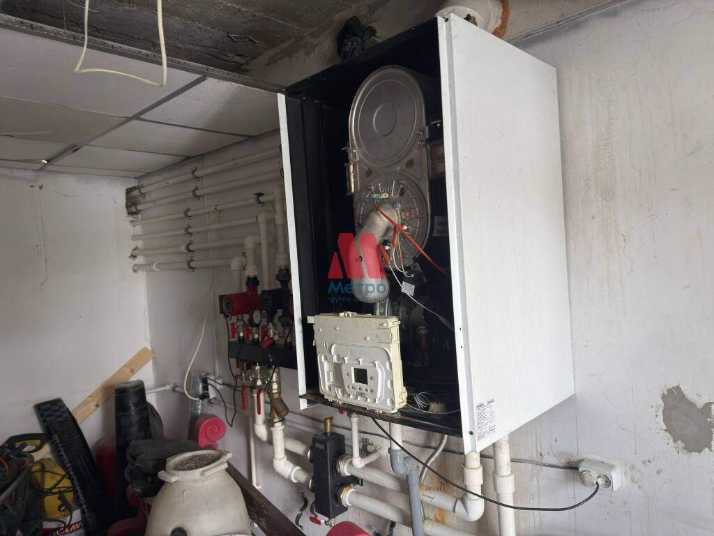 Продам помещение свободного назначения 3468 м.кв.