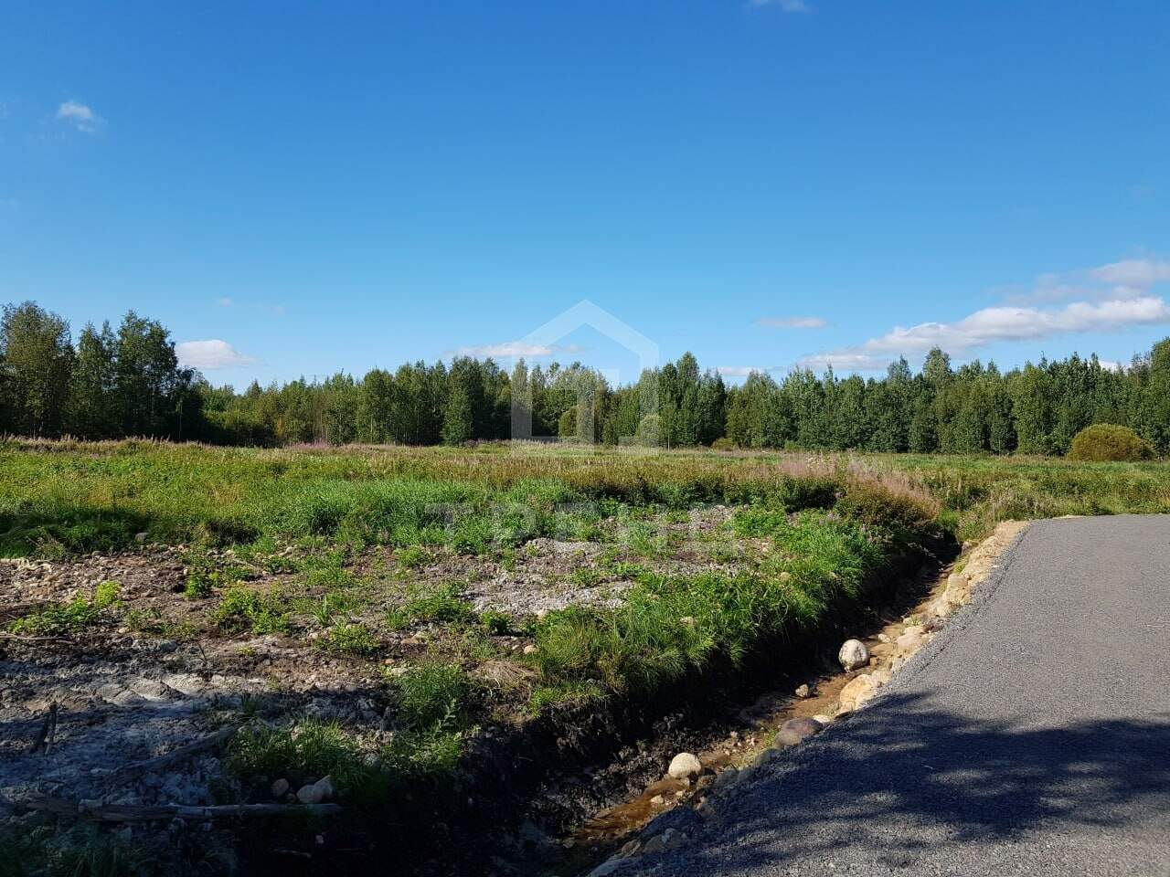 Продам земельный участок 602 м.кв.