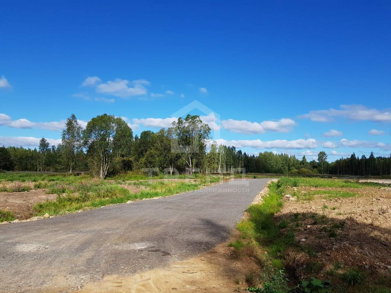 Продам земельный участок 602 м.кв.