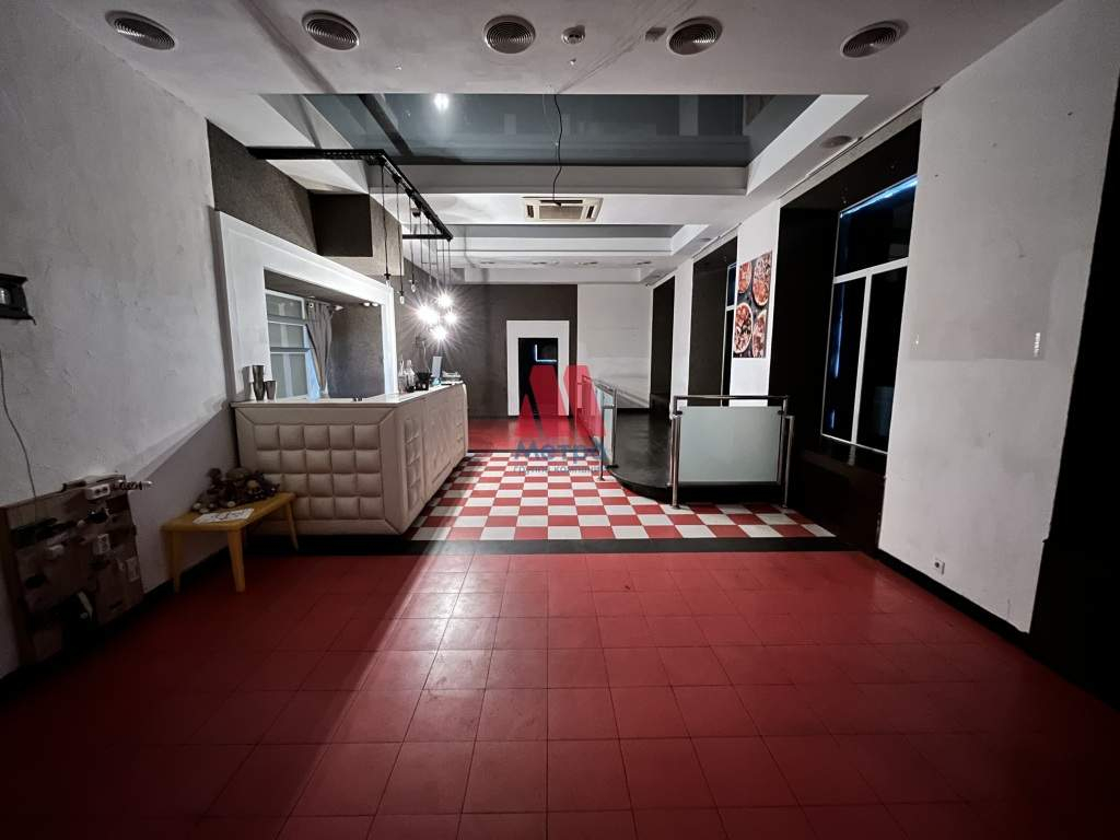 Сдам в аренду помещение свободного назначения 317 м.кв.