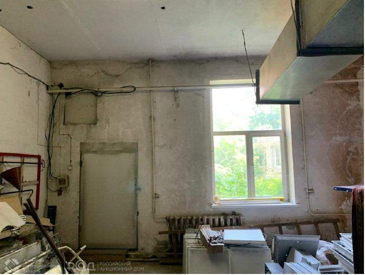 Продам торговое помещение 2953.9 м.кв.