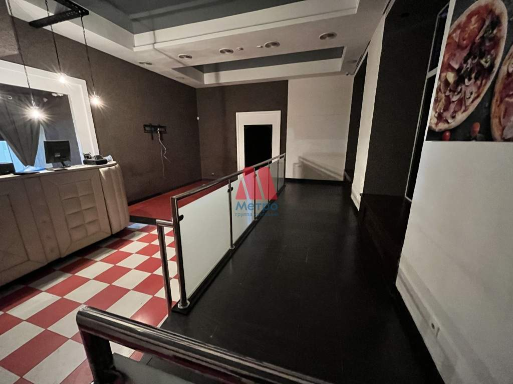 Сдам в аренду помещение свободного назначения 317 м.кв.