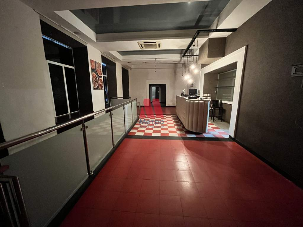 Сдам в аренду помещение свободного назначения 317 м.кв.