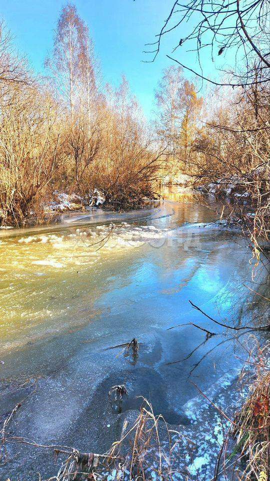 Продам земельный участок 1500 м.кв.