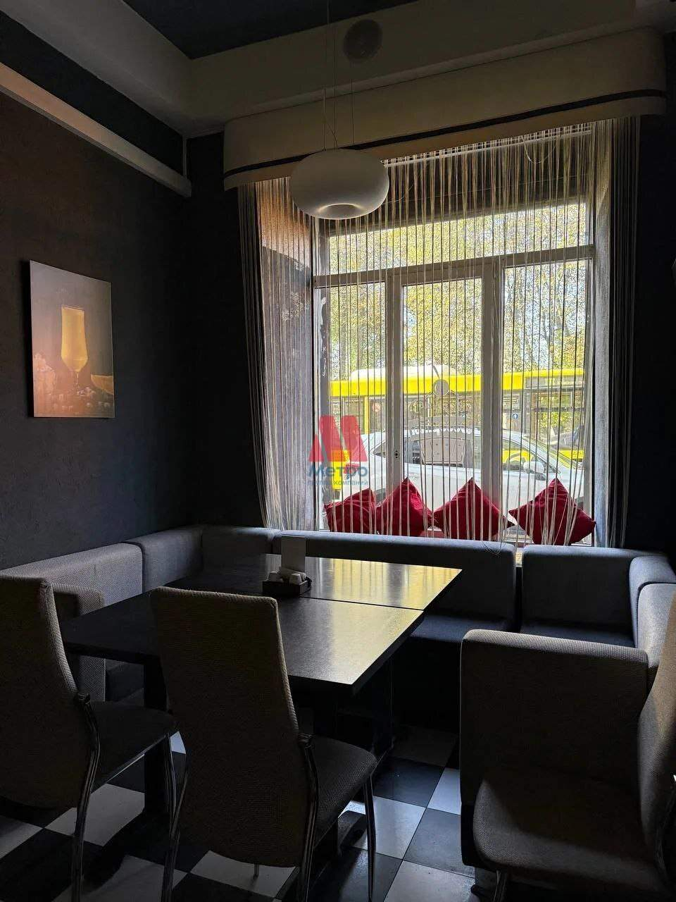 Сдам в аренду помещение свободного назначения 317 м.кв.