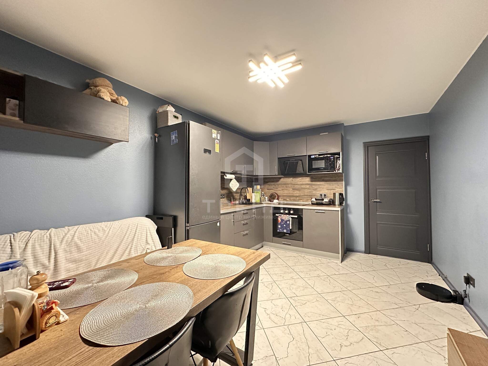 Квартира на продажу в посёлке Шушары, Школьная улица, 6к2 фото №0