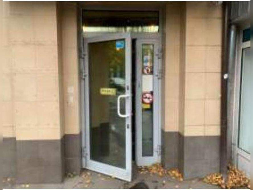 Продам магазин 65.5 м.кв.