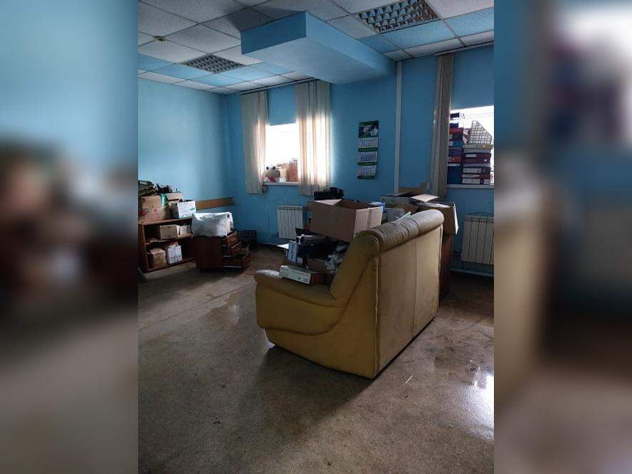 Продам склад 910 м.кв.