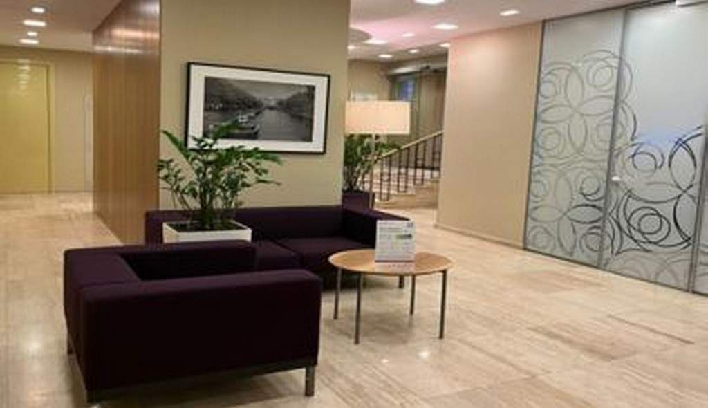 Сдам в аренду офис 299 м.кв.