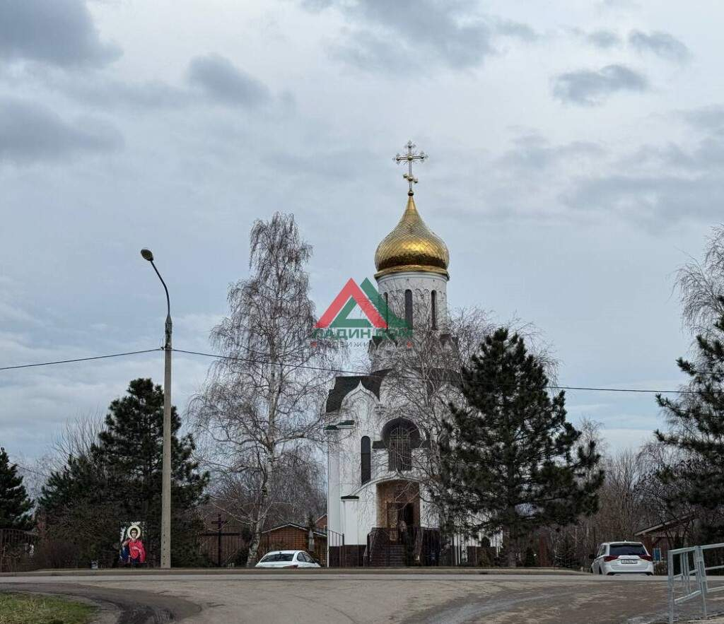 Продам земельный участок 700 м.кв.