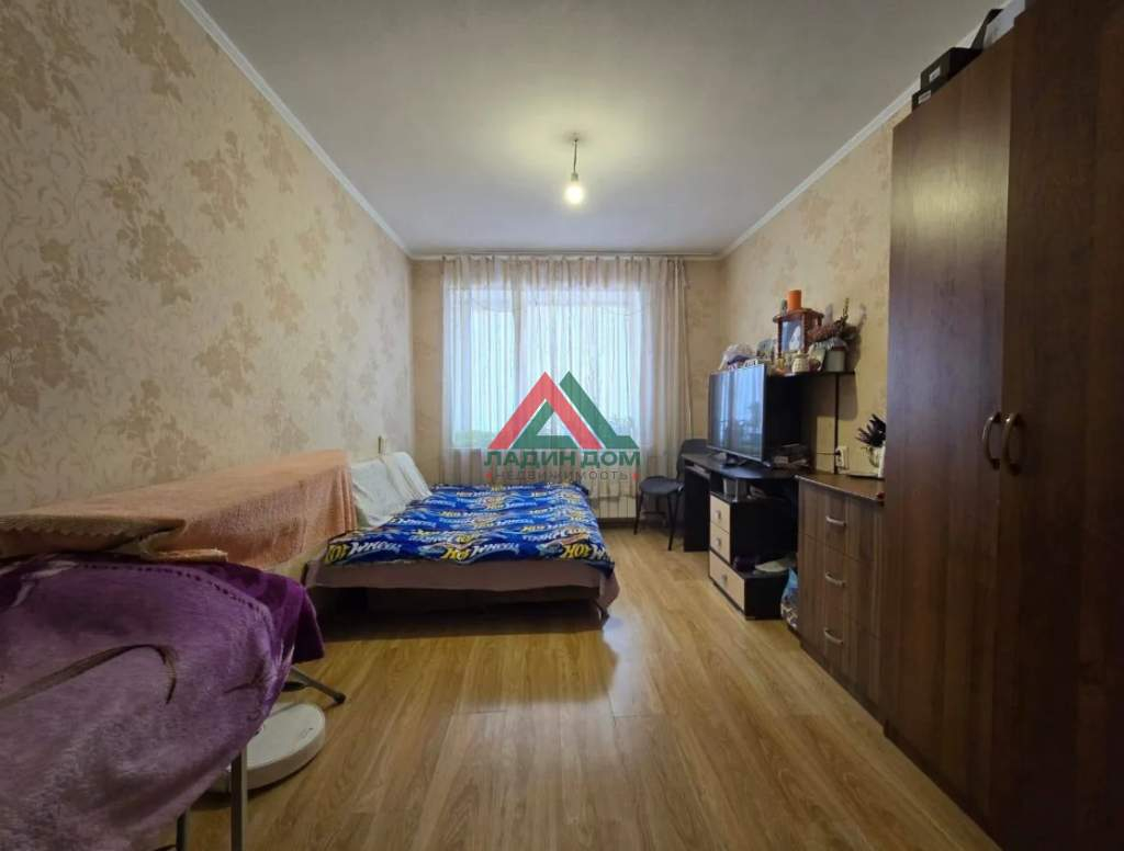 Квартира на продажу в поселкеКраснодарский ( Краснодарский), Апшеронская улица, 1-гокмая фото №2