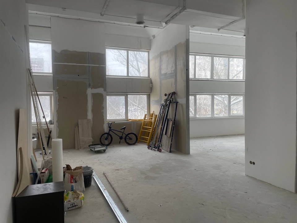 Сдам в аренду помещение свободного назначения 180.3 м.кв.