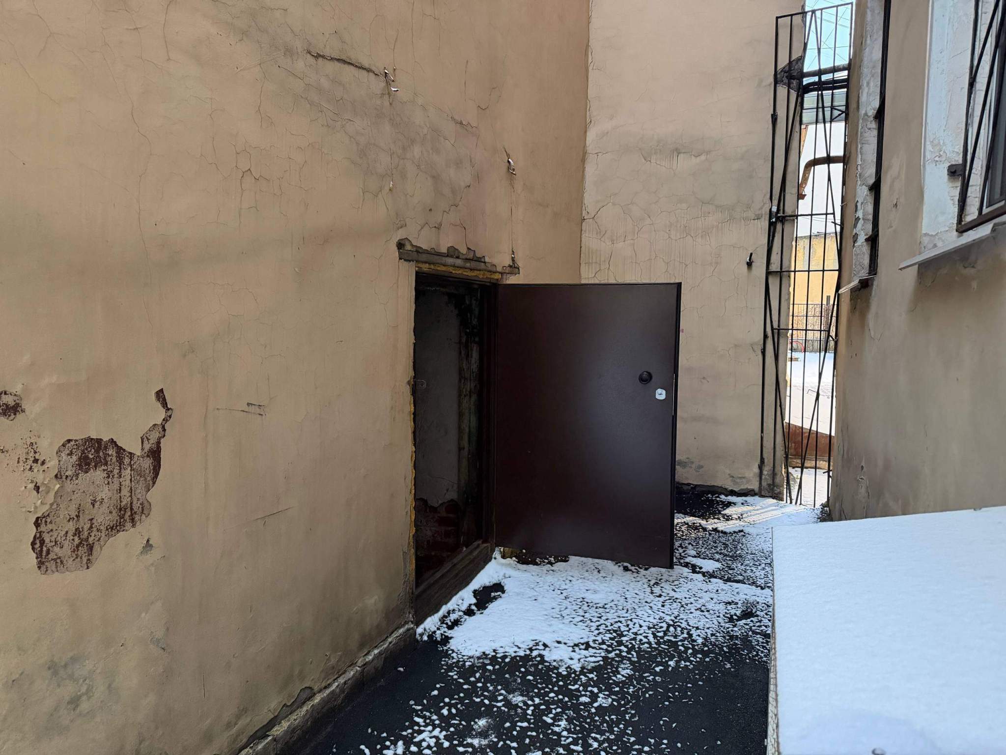 Продам офис 33.4 м.кв.