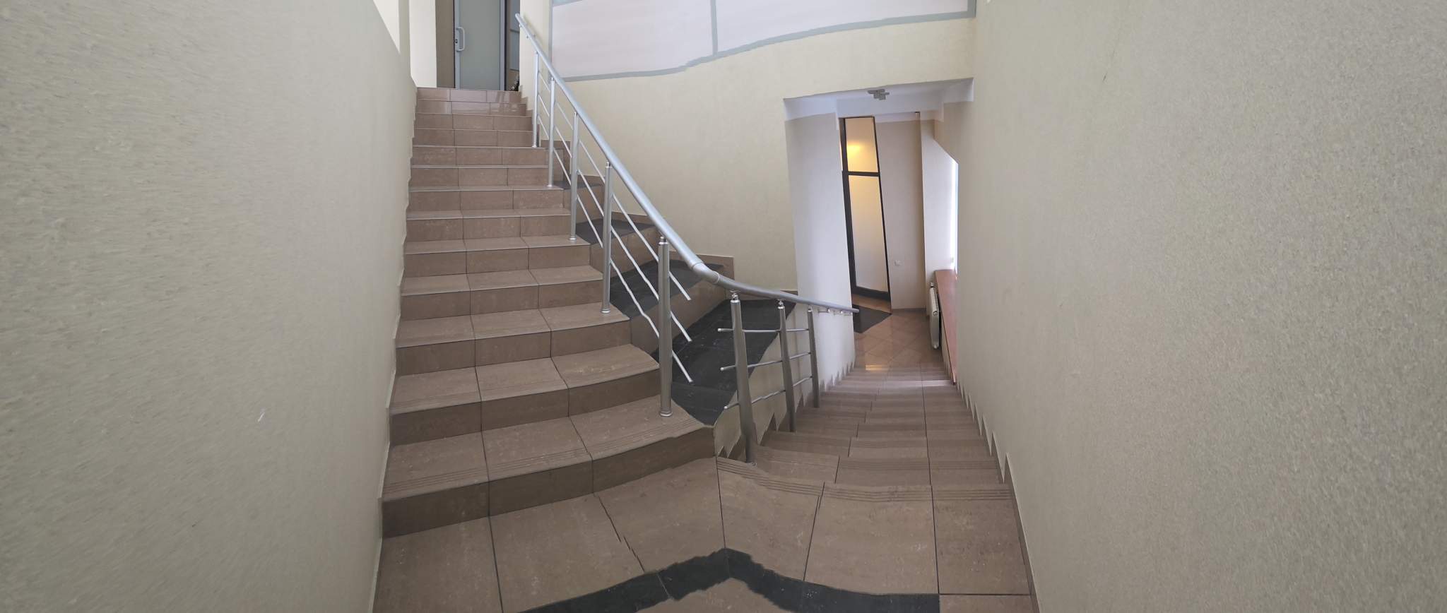 Сдам в аренду офис 365 м.кв.