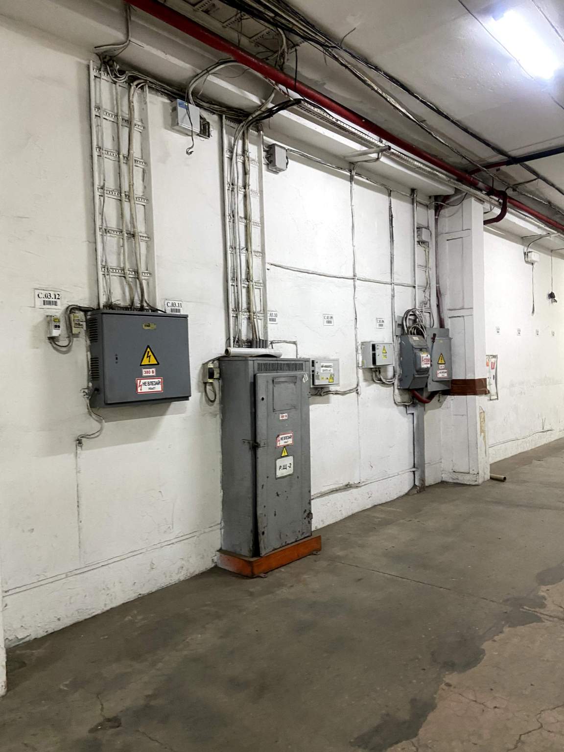 Продам торговое помещение 11073.1 м.кв.