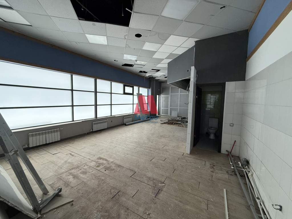 Сдам в аренду офис 101 м.кв.