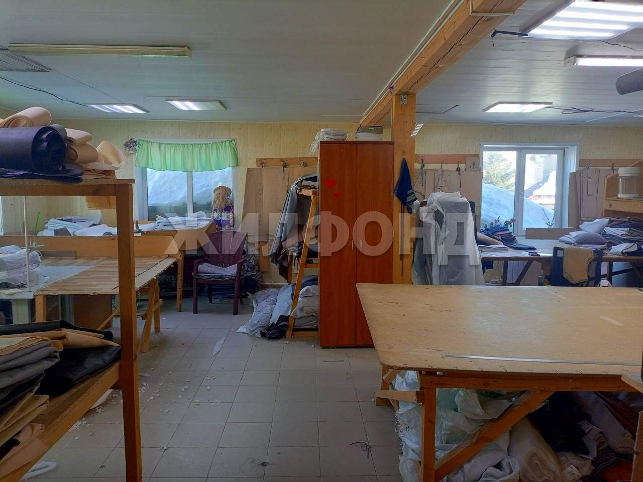 Продам магазин 218 м.кв.