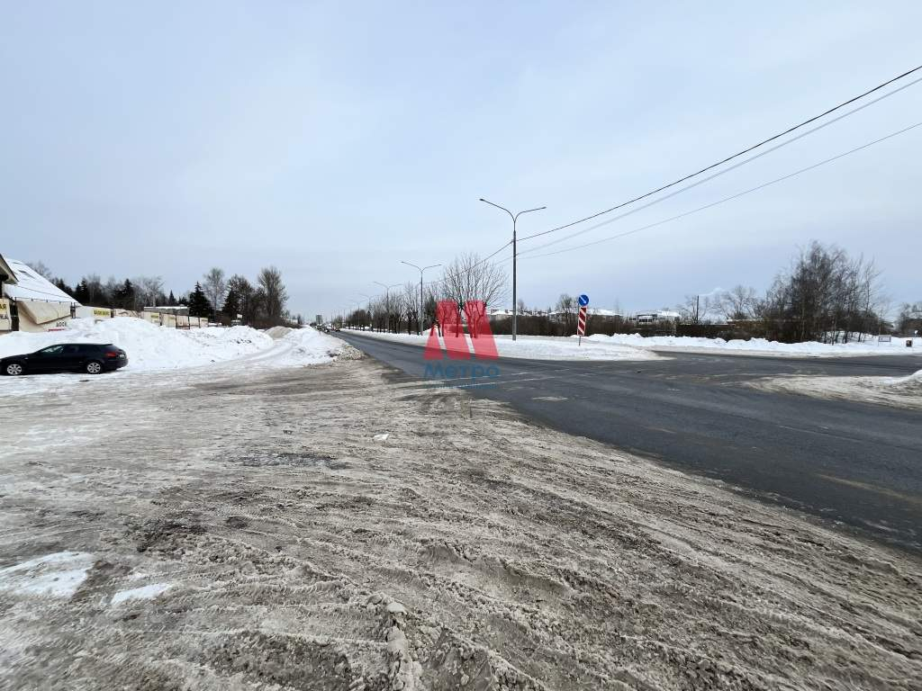 Сдам в аренду магазин 350 м.кв.