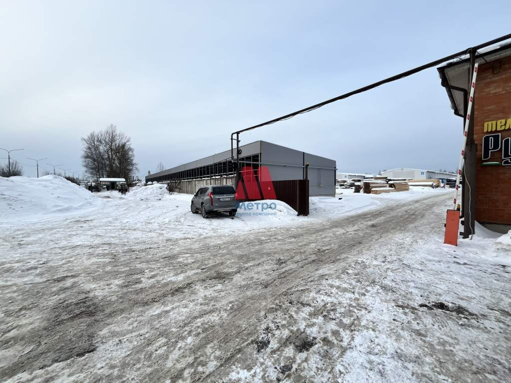 Сдам в аренду магазин 350 м.кв.