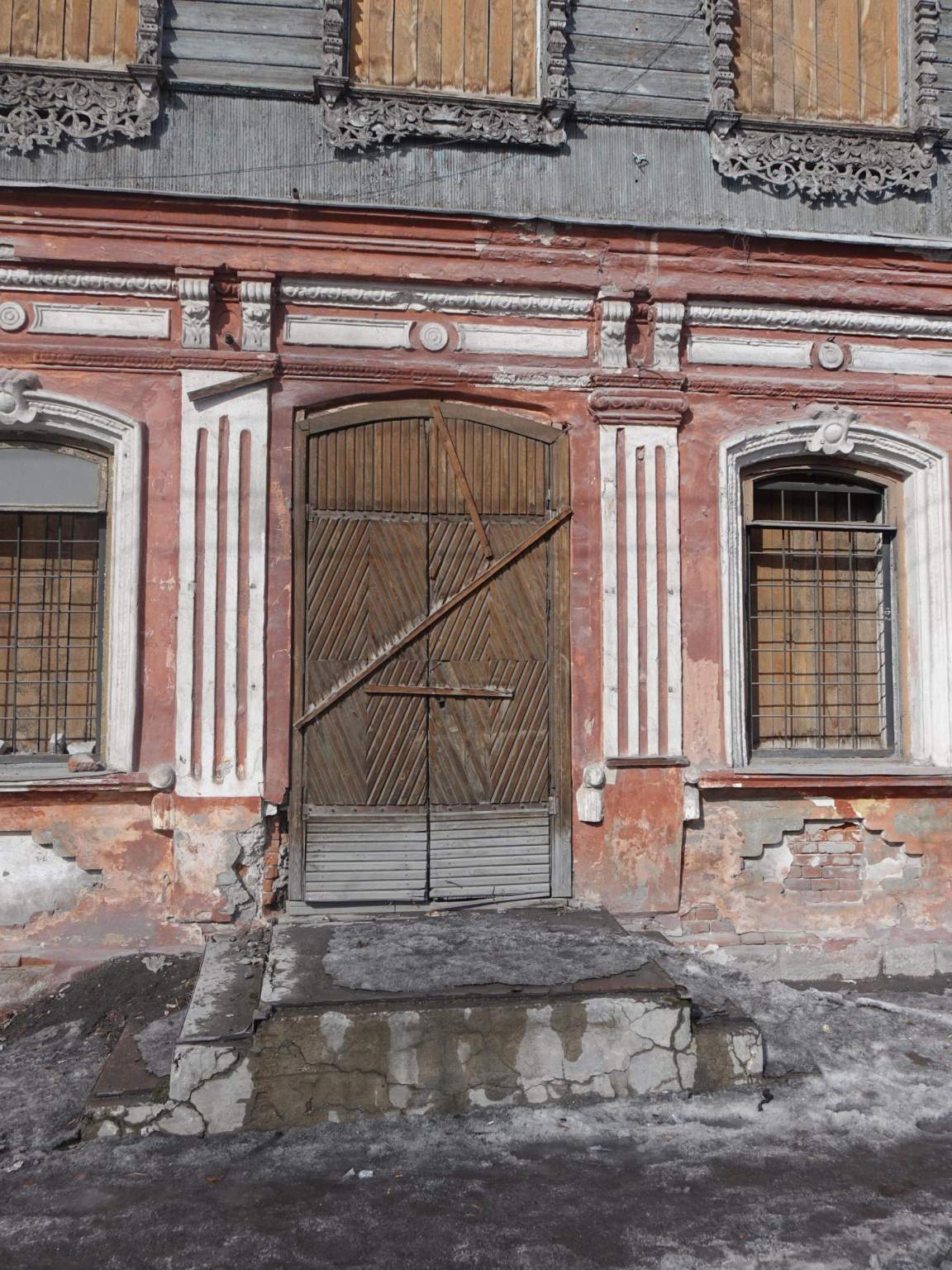 Продам торговое помещение 723 м.кв.