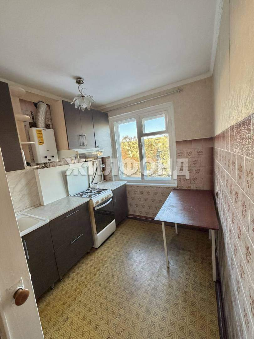 Квартира в аренду в Белгороде, Октябрьская улица, 84 фото №0