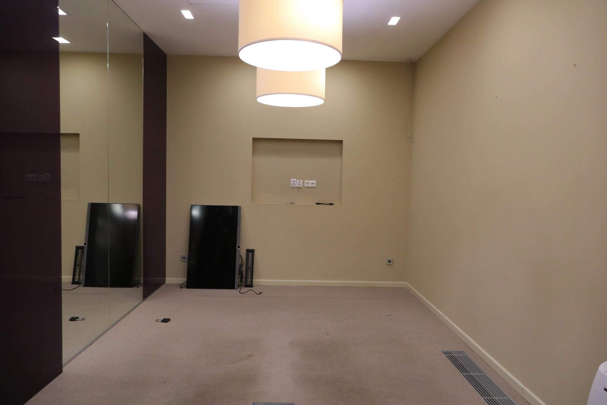 Продам офис 299 м.кв.