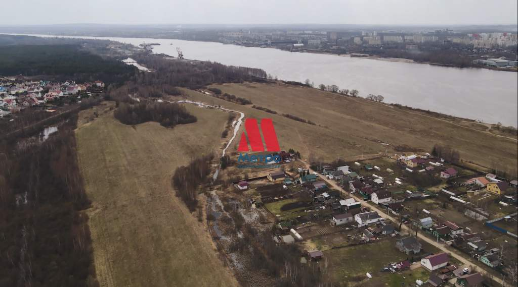 Продам земельный участок 914 м.кв.