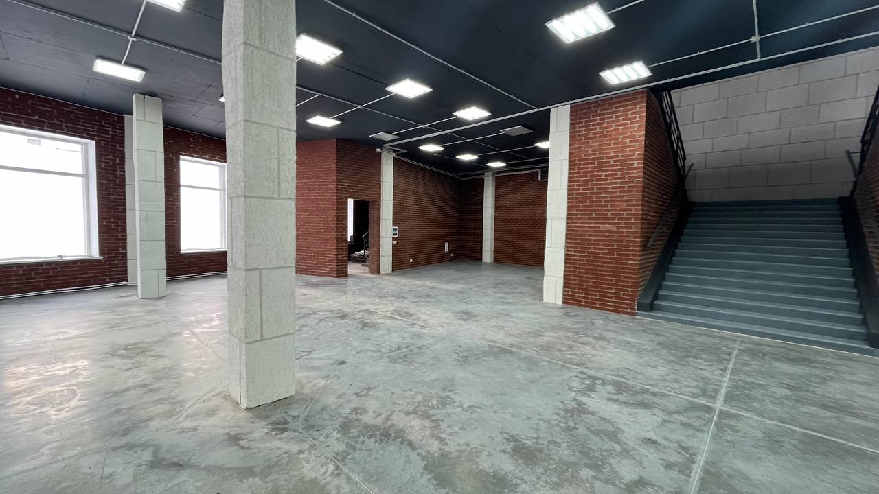 Сдам в аренду помещение свободного назначения 2500 м.кв.