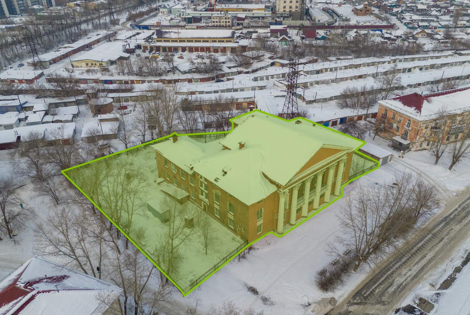 Продам торговое помещение 2363.9 м.кв.