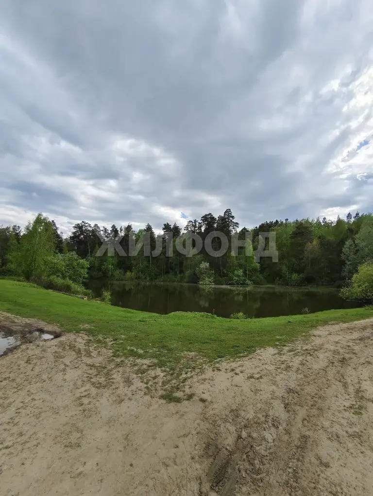 Продам земельный участок 1000 м.кв.