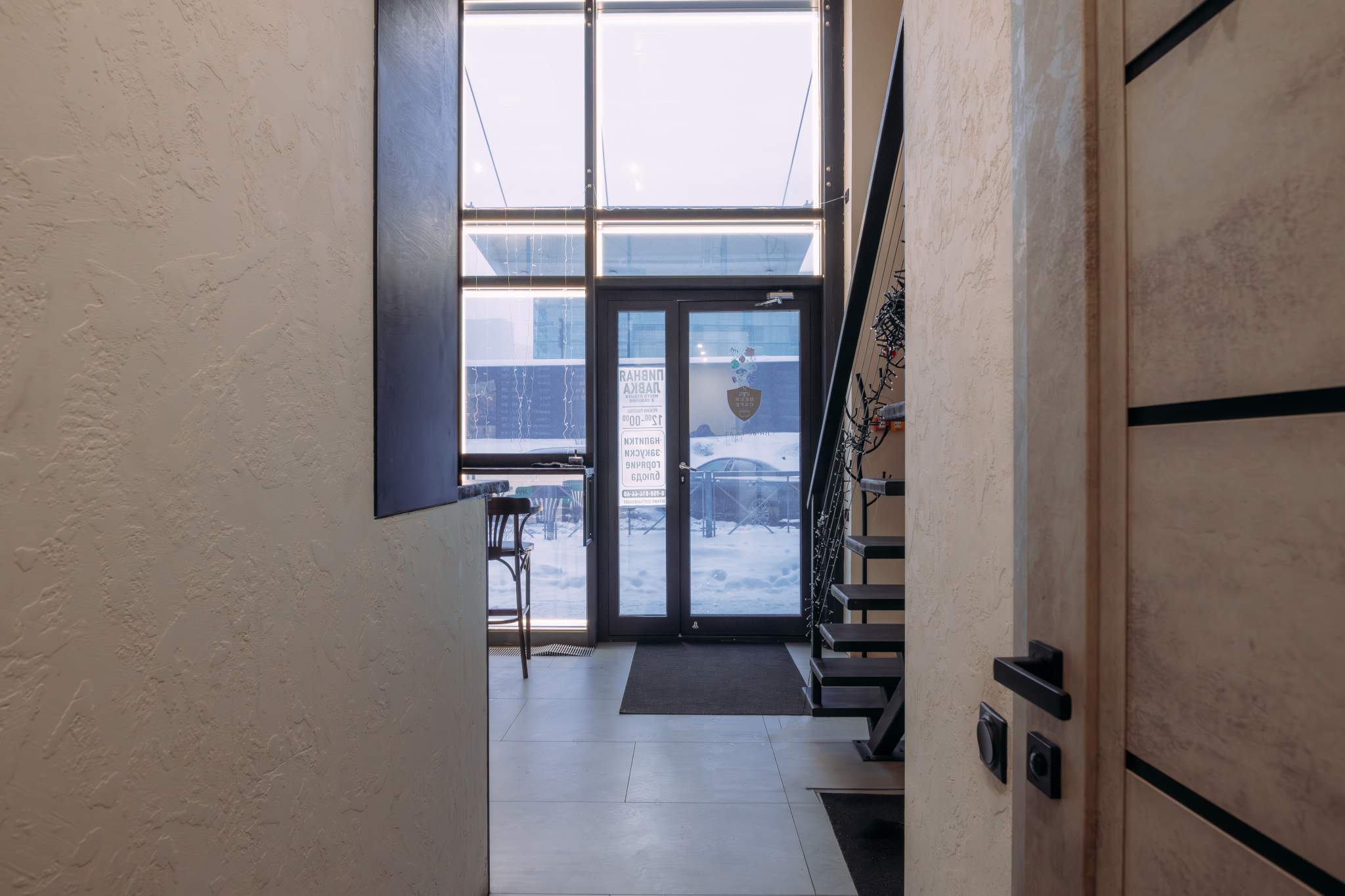 Фото: Продается помещение 63 м2 в ЖК бизнес-класса Событие Раменки test