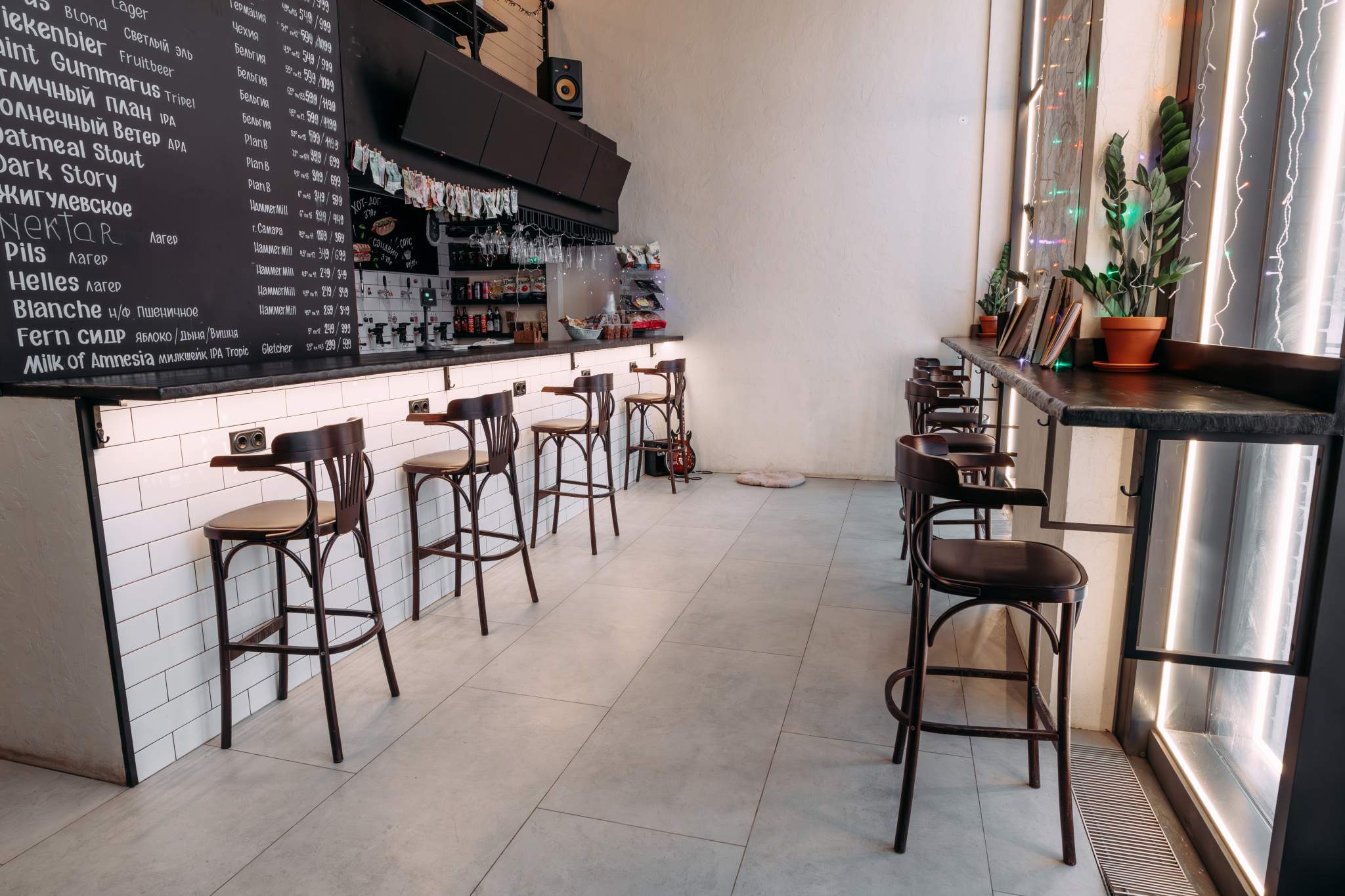 Фото: Продается помещение 63 м2 в ЖК бизнес-класса Событие Раменки test