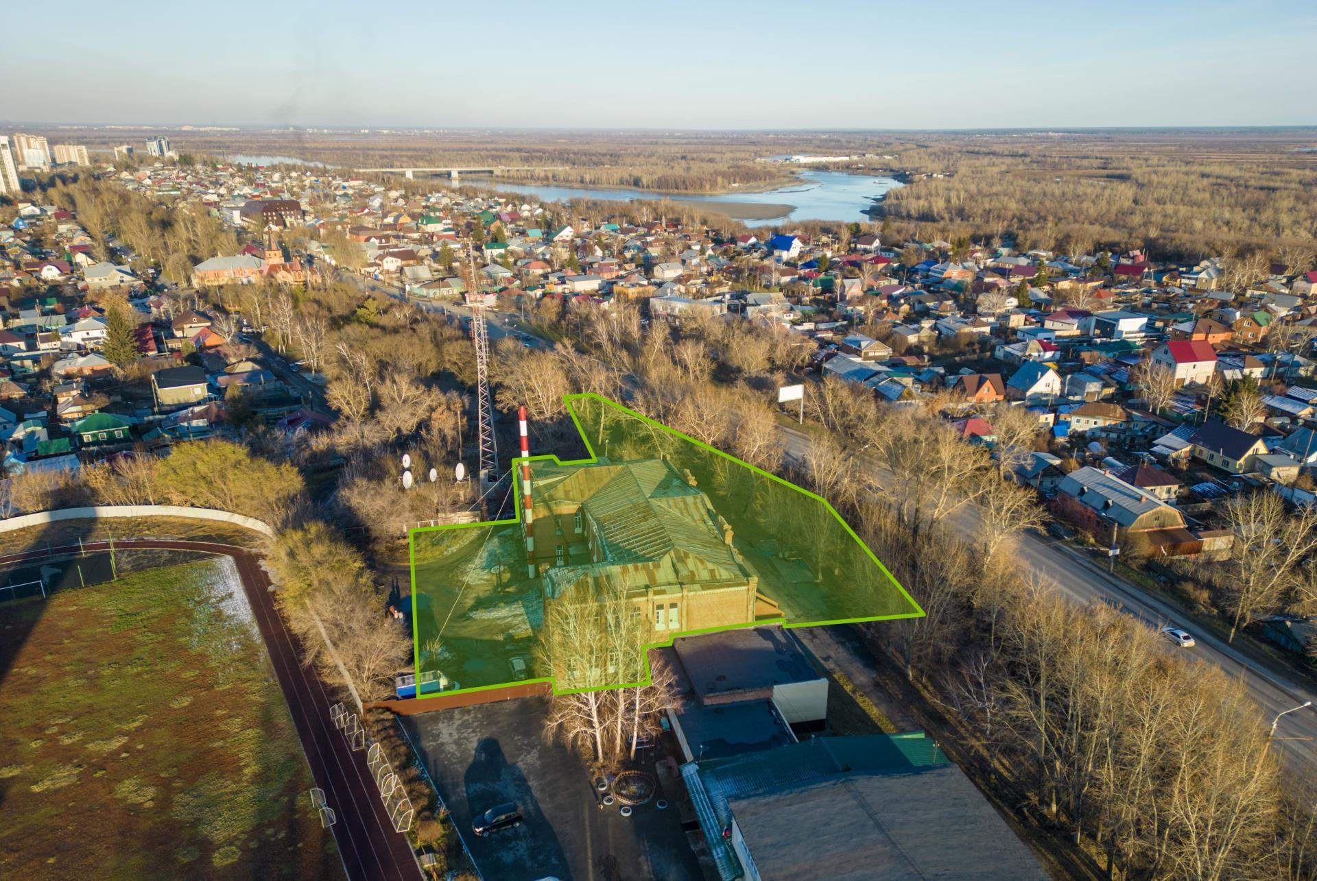 Продам торговое помещение 1936.1 м.кв.