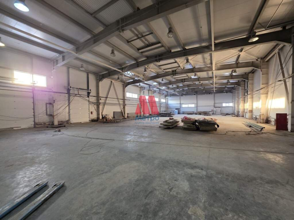 Сдам в аренду помещение свободного назначения 2200 м.кв.