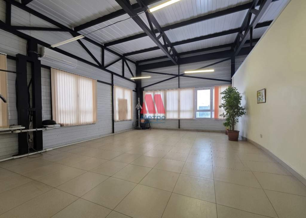 Сдам в аренду помещение свободного назначения 270 м.кв.