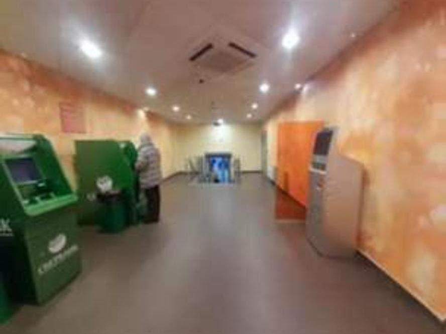 Фото: Торговое помещение 494.2 м2 test