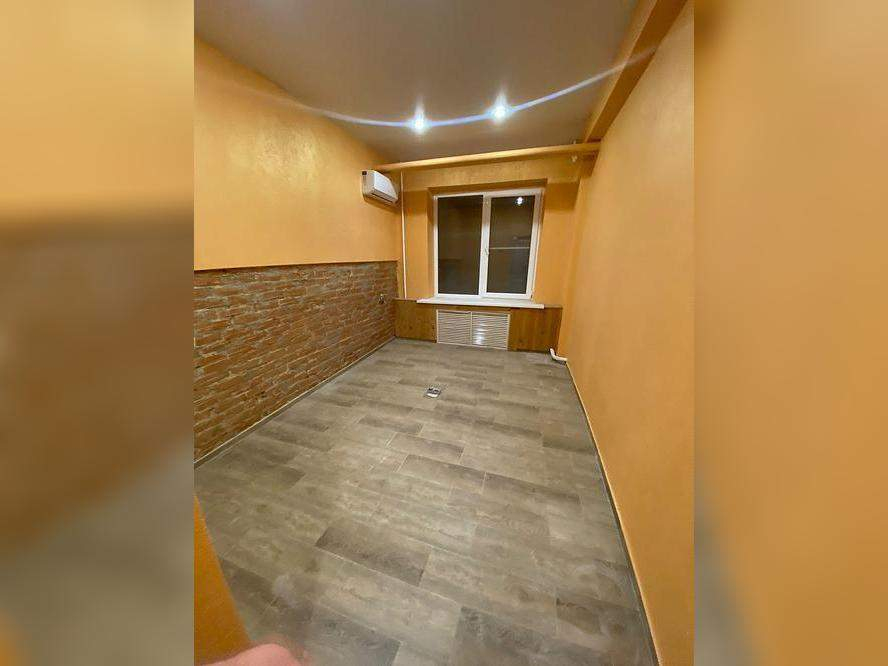 Продам офис 195.2 м.кв.