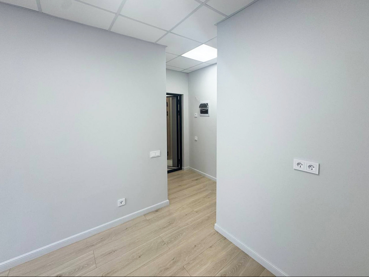 Продам помещение свободного назначения 15.7 м.кв.