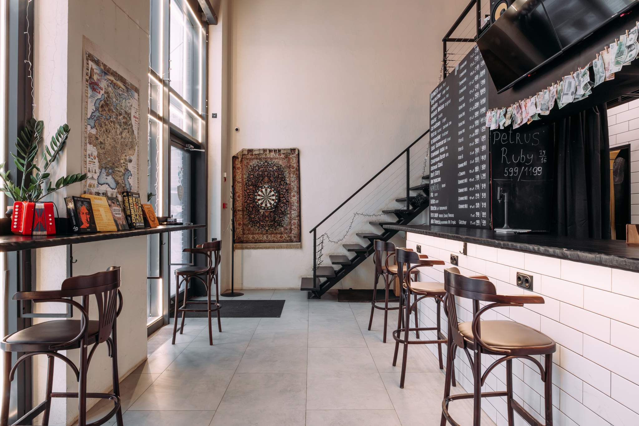 Фото: Продается помещение 63 м2 в ЖК бизнес-класса Событие Раменки test