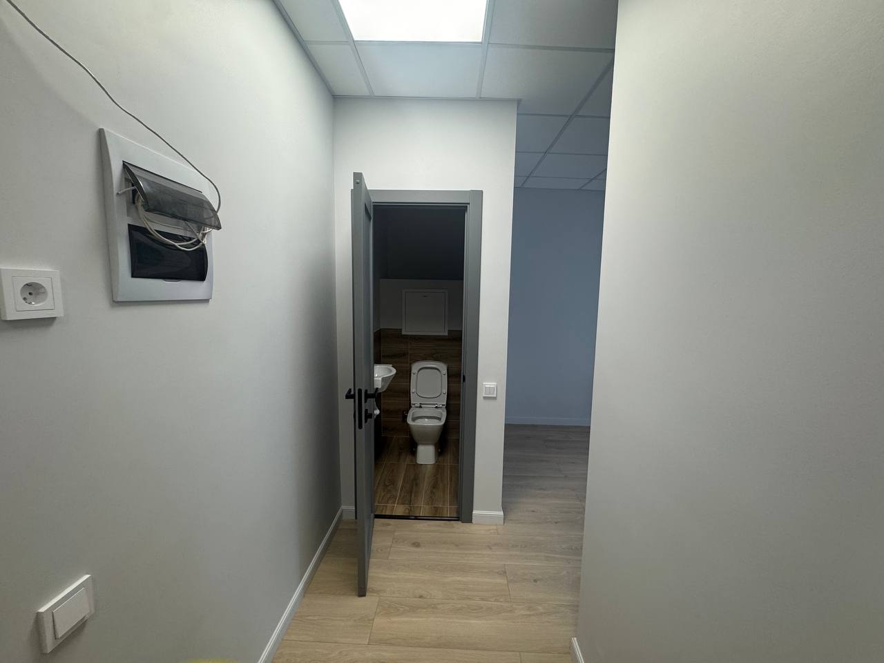 Продам помещение свободного назначения 15.7 м.кв.