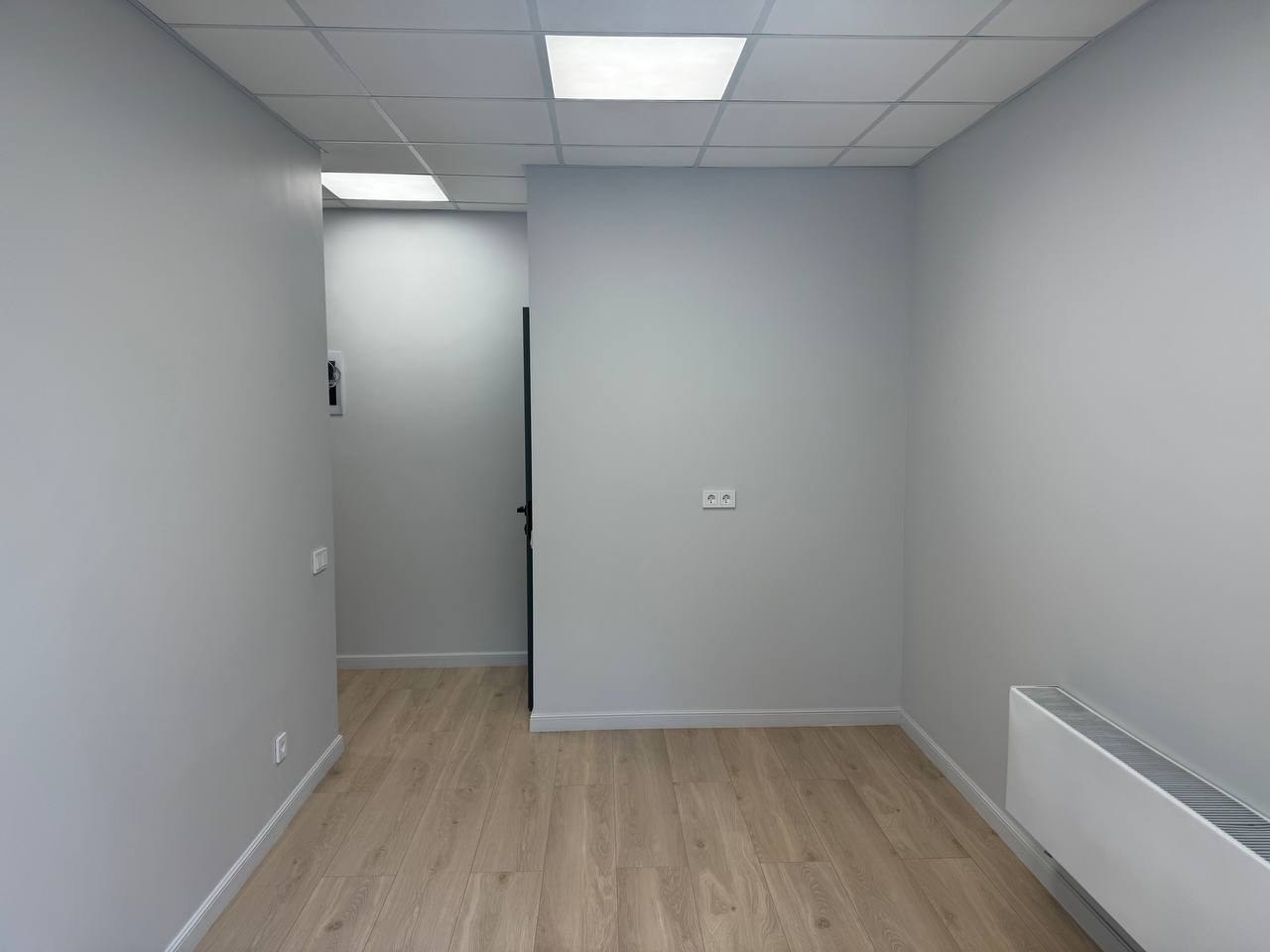 Продам помещение свободного назначения 15.7 м.кв.