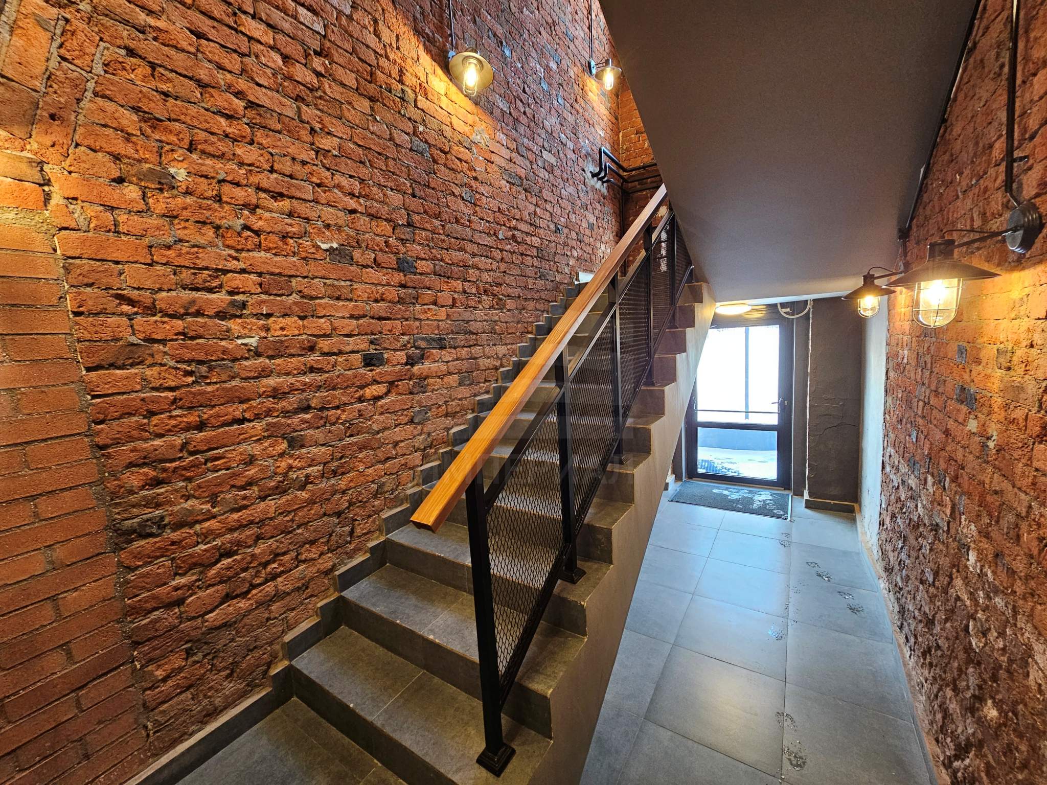 Сдам в аренду помещение свободного назначения 13.2 м.кв.