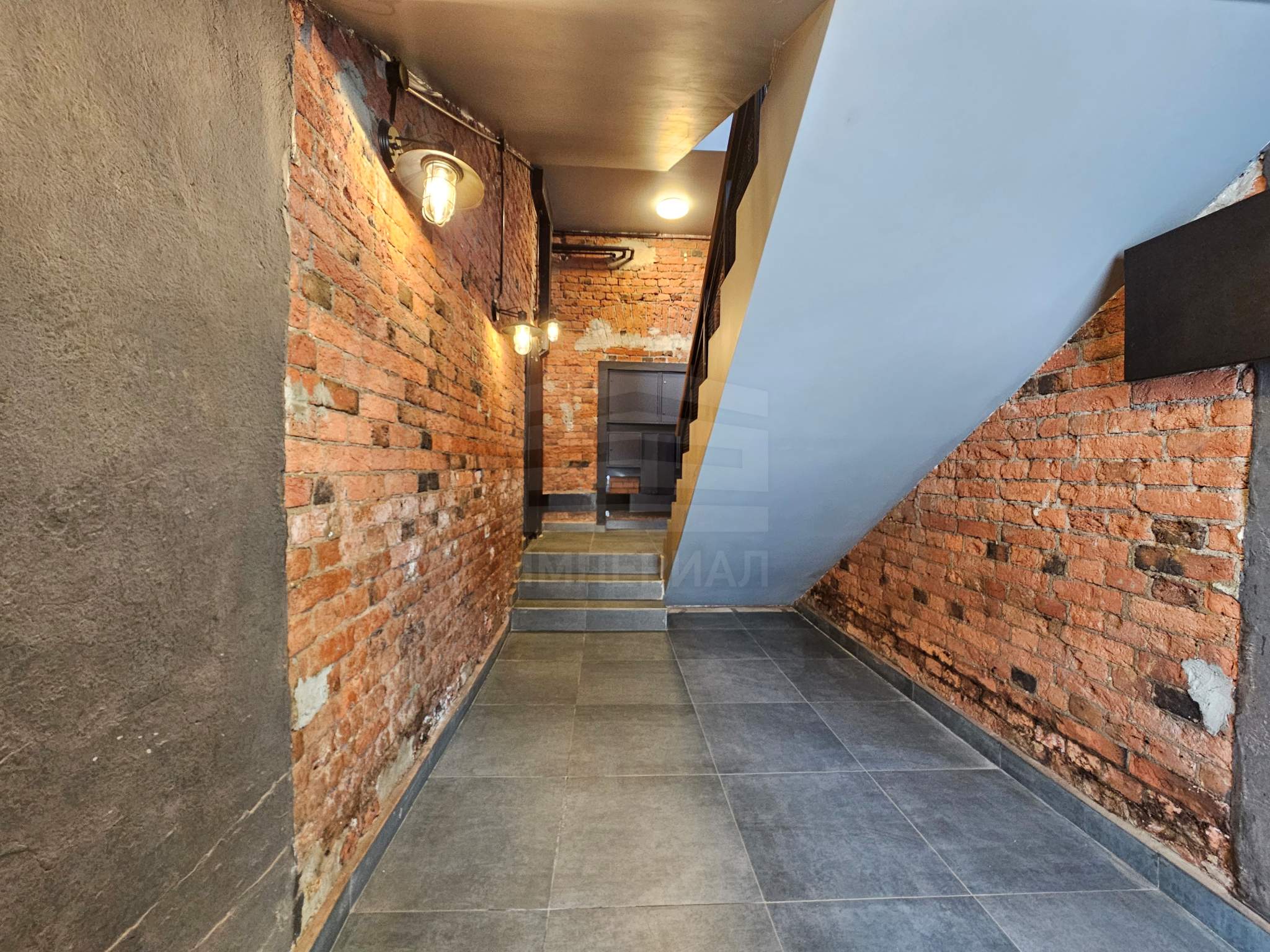 Сдам в аренду помещение свободного назначения 13.2 м.кв.