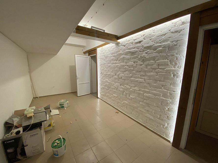 Продам офис 195.2 м.кв.