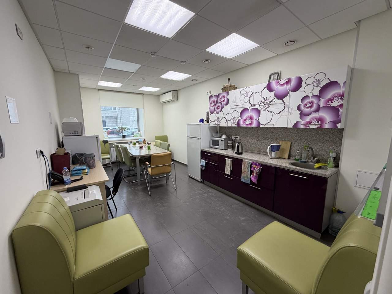 Продам офис 379.7 м.кв.