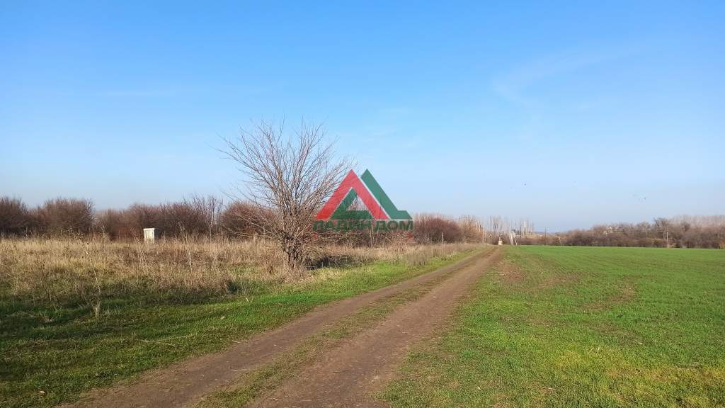 Продам земельный участок 620 м.кв.