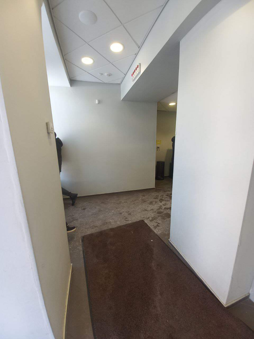 Сдам в аренду офис 383.4 м.кв.