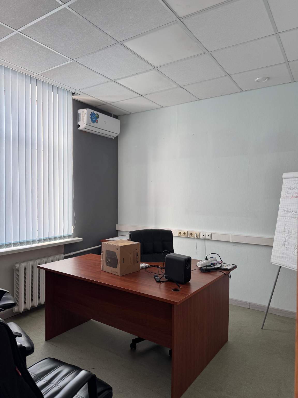 Сдам в аренду офис 225 м.кв.