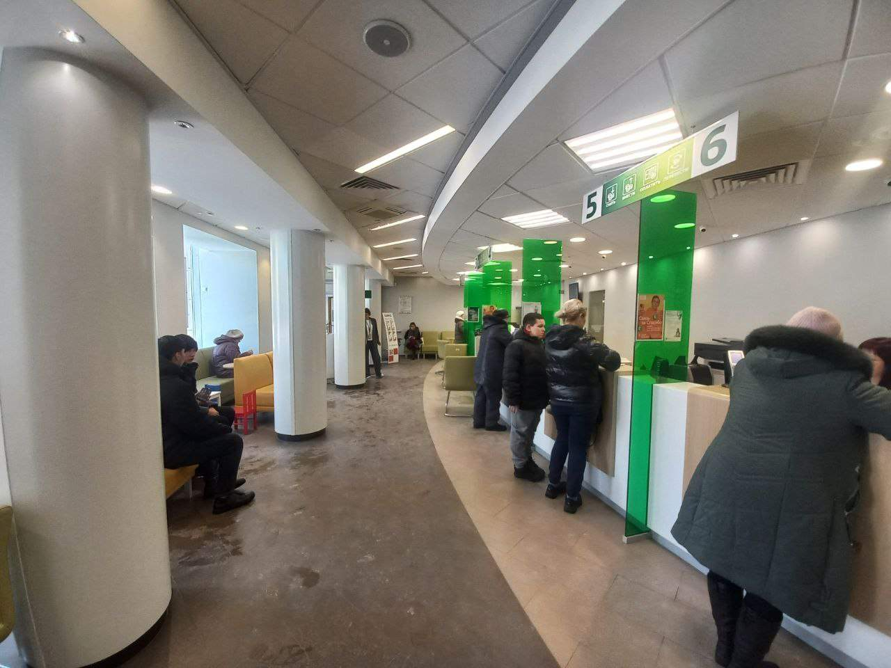 Продам офис 383.4 м.кв.